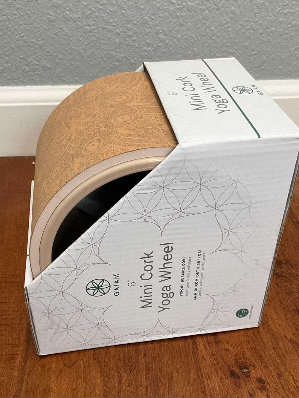 GAIAM Cork Mini Yoga Wheel in Natural Tan NWT